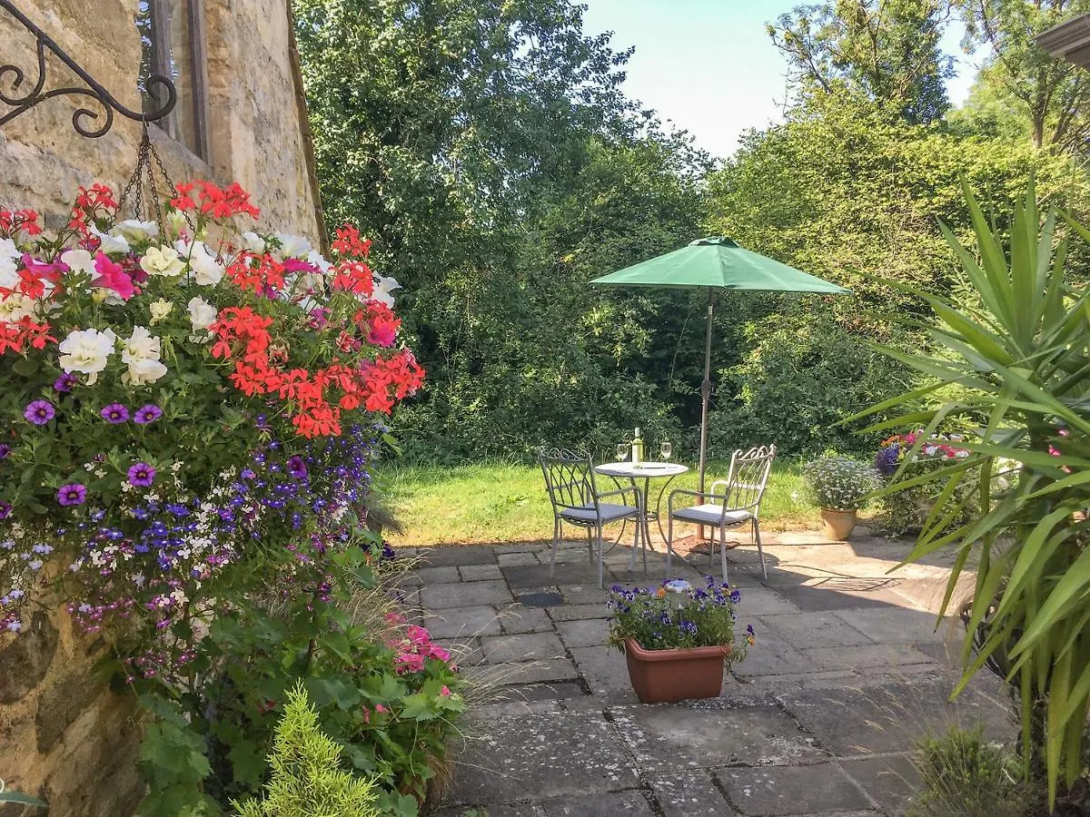 The Old Cider House Villa Southam  United Kingdom